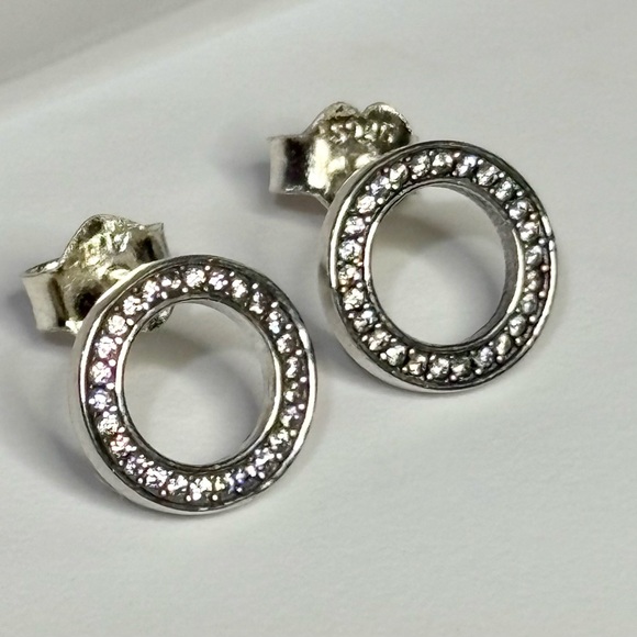 Pandora 925 Silver Sparkling Silver Circle Earrings - Picture 3 of 9